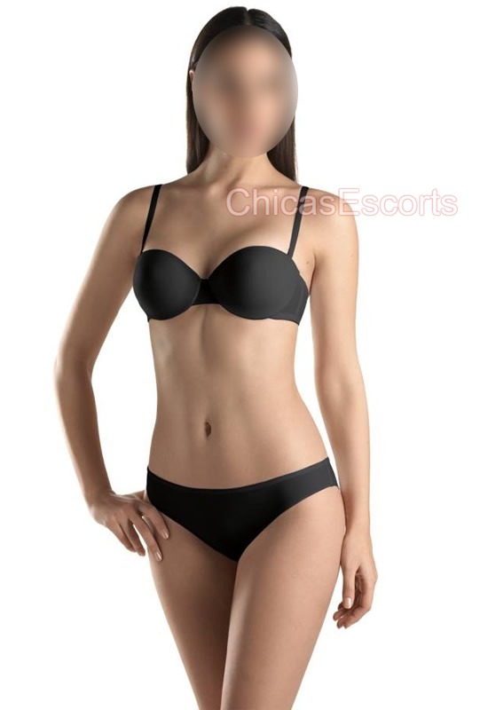 chica fitness disponible Bogota servicios